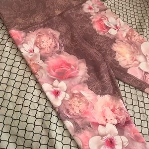 NWT Workout Leggings